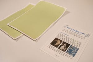 Kit-sur-mesure-cyanotype-papiers Kit cyanotype sur mesure avec papiers imprégnés grand format